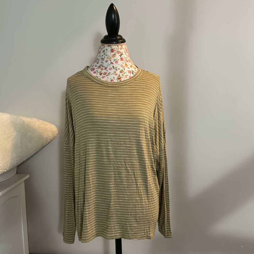 🆕NWT Old Navy Luxe Long-sleeve Crew Neck Tan&White Striped SZ Large